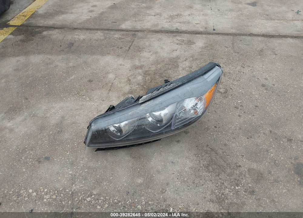 2020 KIA SORENTO 3.3L LX VIN: 5XYPG4A58LG631542