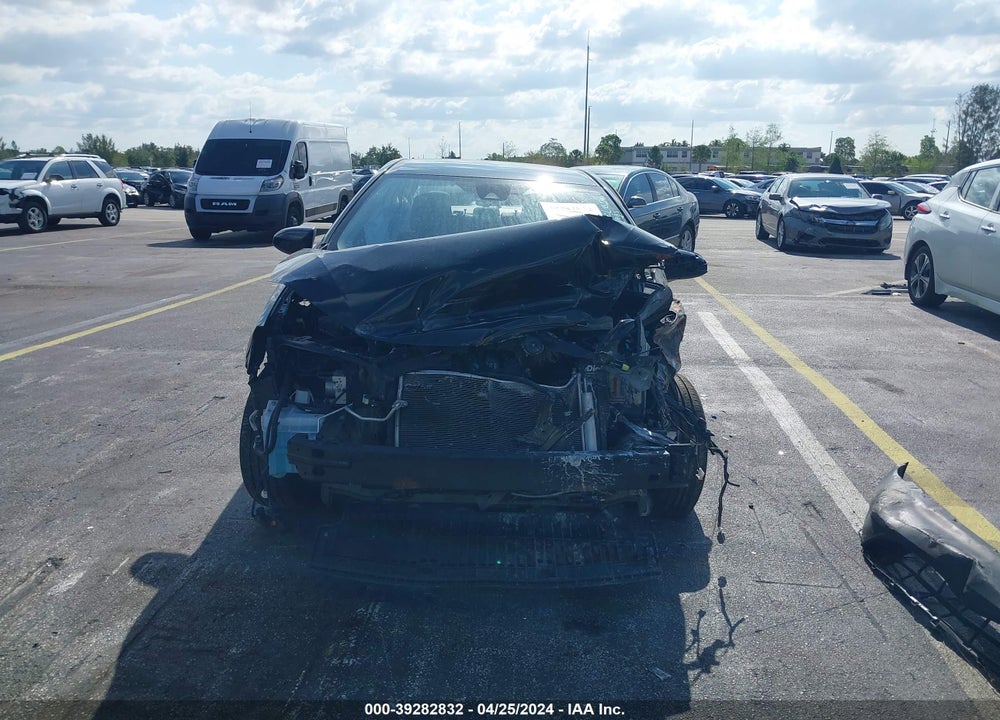 2019 TOYOTA COROLLA VIN: 5YFBURHEXKP933883