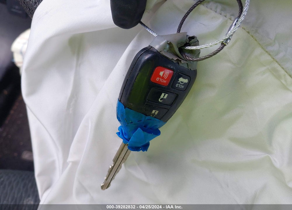 2019 TOYOTA COROLLA VIN: 5YFBURHEXKP933883