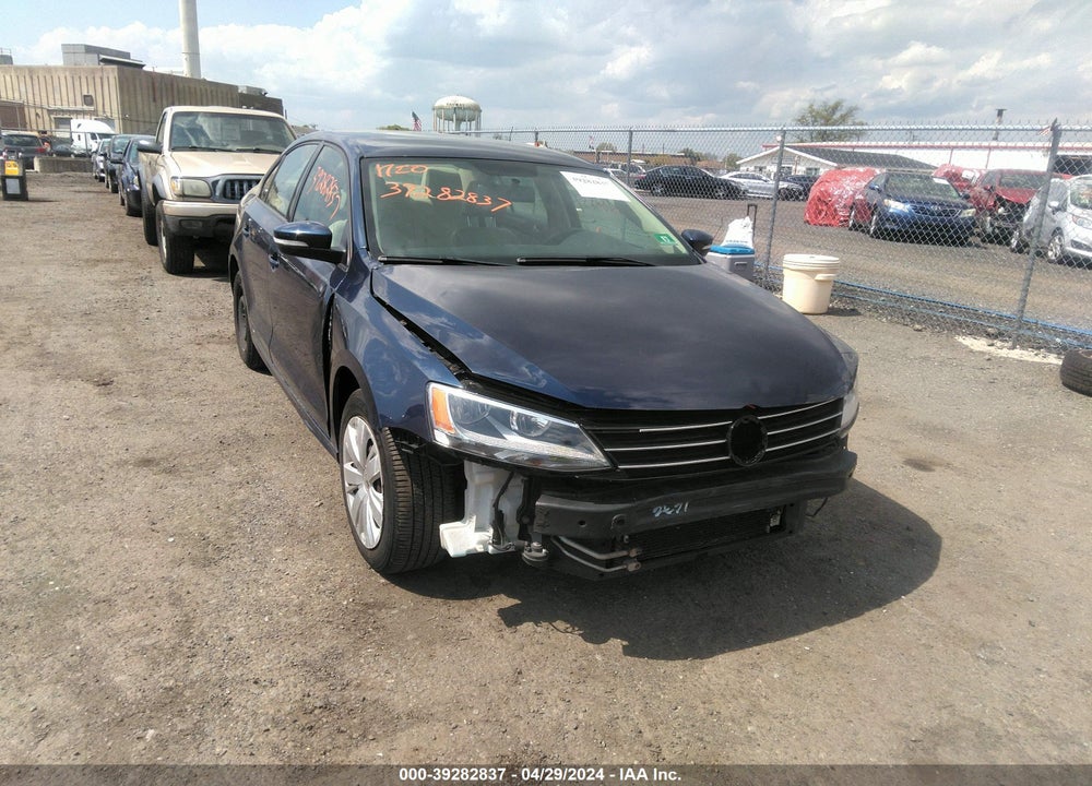 2014 VOLKSWAGEN JETTA 1.8T SE VIN: 3VWD17AJ0EM397743