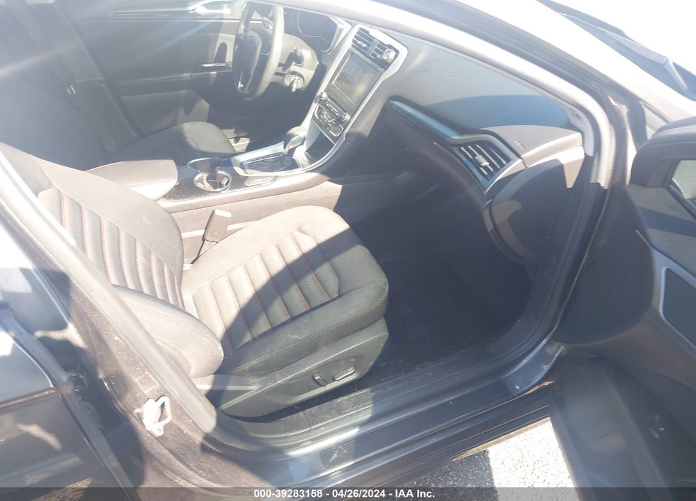 2016 FORD FUSION SE VIN: 3FA6P0H71GR298890