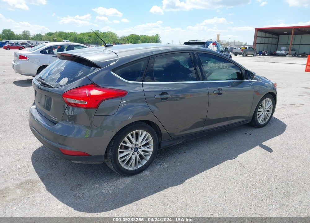 2015 FORD FOCUS TITANIUM VIN: 1FADP3N28FL261236