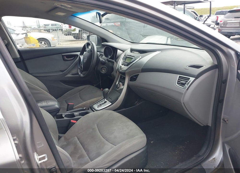 2011 HYUNDAI ELANTRA GLS (ULSAN PLANT) VIN: KMHDH4AE4BU126025
