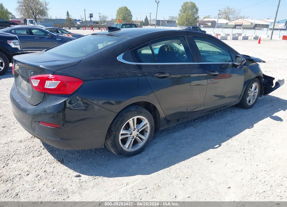 2017 CHEVROLET CRUZE LT AUTO VIN: 1G1BE5SM6H7109596