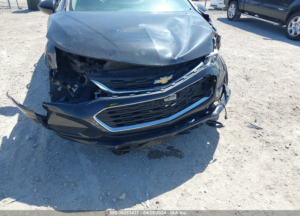 2017 CHEVROLET CRUZE LT AUTO VIN: 1G1BE5SM6H7109596