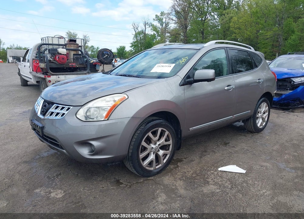 2013 NISSAN ROGUE SV W/SL PKG VIN: JN8AS5MV3DW646772