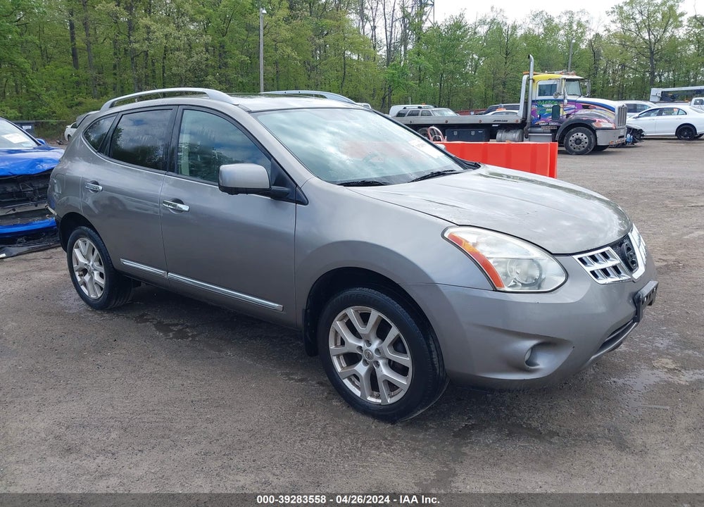2013 NISSAN ROGUE SV W/SL PKG VIN: JN8AS5MV3DW646772