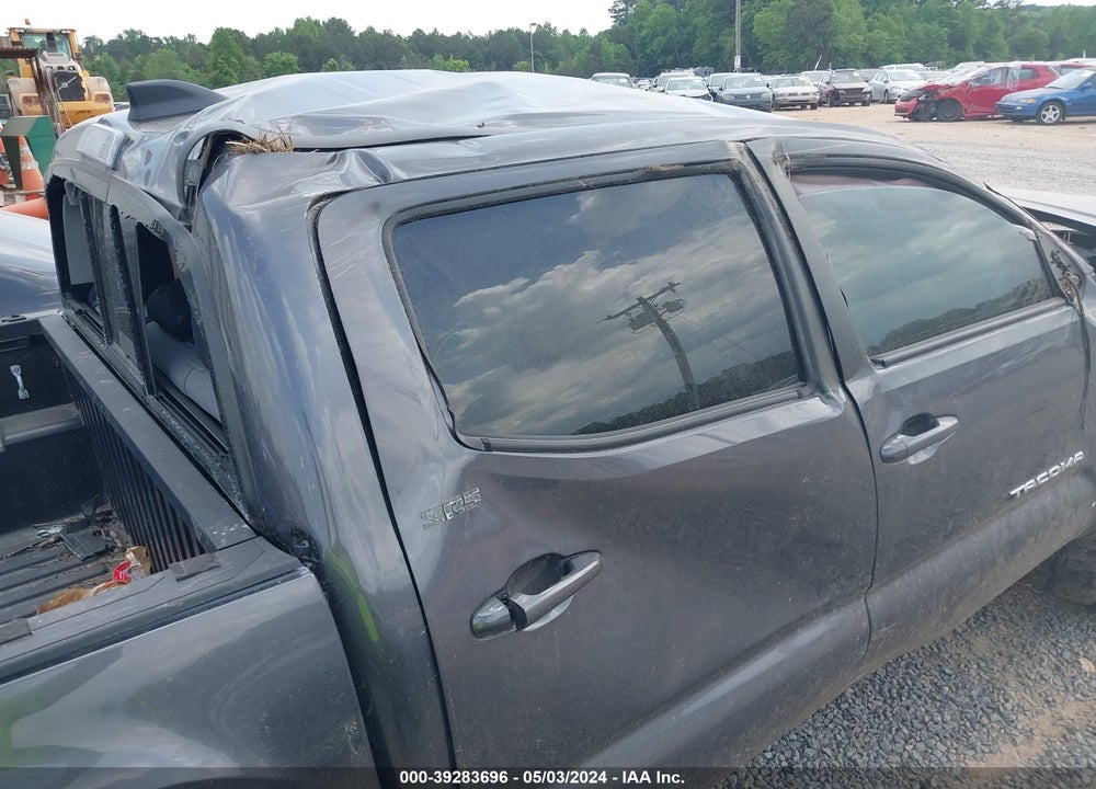 2022 TOYOTA TACOMA SR5 V6 VIN: 3TYCZ5AN6NT075501