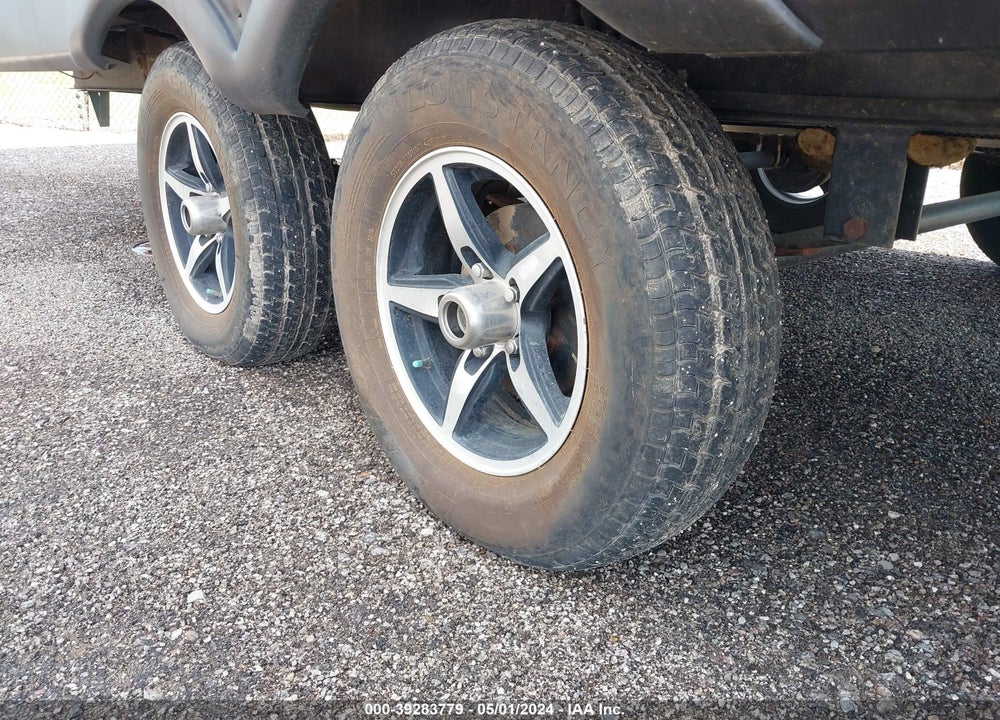 2017 KODIAK OTHER VIN: 4YDT23022HJ972535