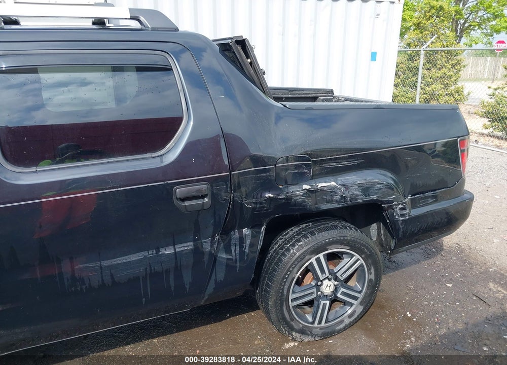 2013 HONDA RIDGELINE SPORT VIN: 5FPYK1F73DB001570