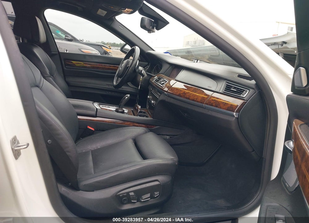 2014 BMW ALPINA B7 VIN: WBAYE8C58ED780370