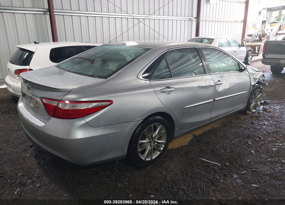 2017 TOYOTA CAMRY SE VIN: 4T1BF1FK1HU800411