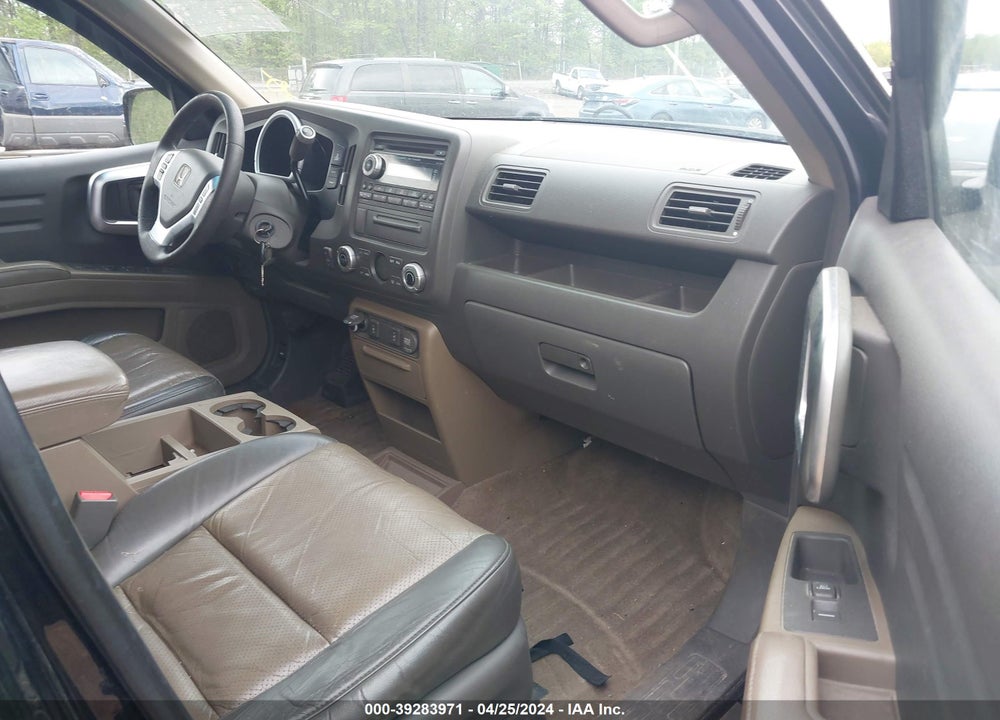 2006 HONDA RIDGELINE RTL VIN: 2HJYK16586H521683