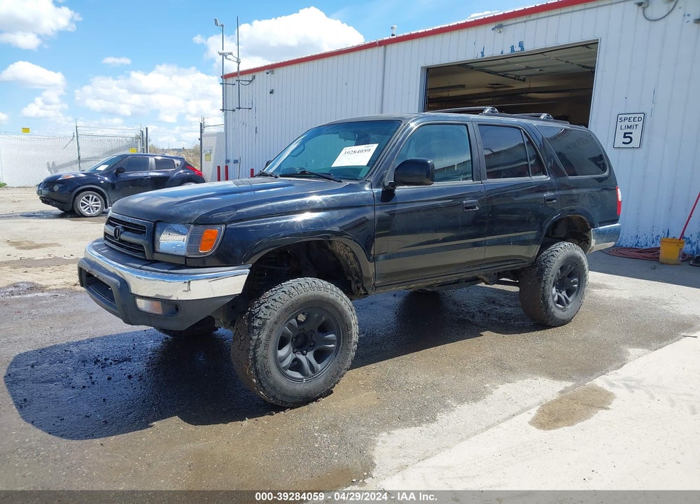 2000 TOYOTA 4RUNNER SR5 V6 VIN: JT3HN86R7Y0303902