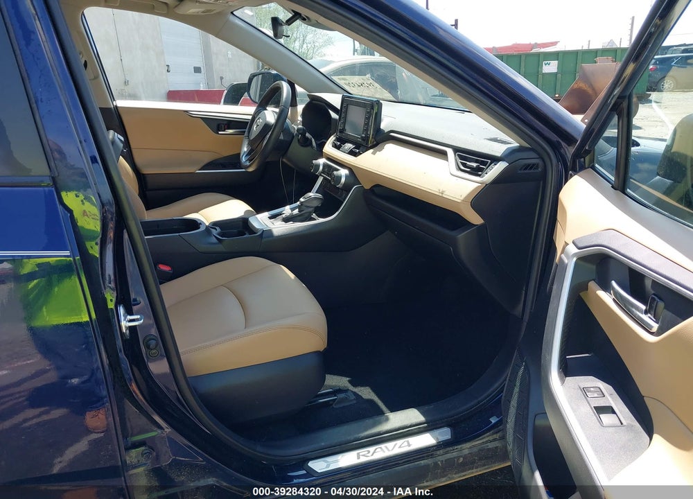 2021 TOYOTA RAV4 XLE PREMIUM VIN: 2T3A1RFV1MW192975