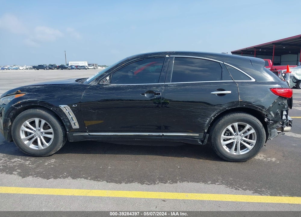 2017 INFINITI QX70 VIN: JN8CS1MU1HM141081