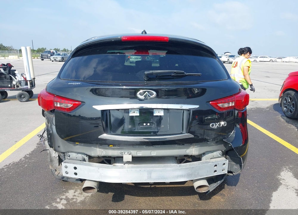 2017 INFINITI QX70 VIN: JN8CS1MU1HM141081