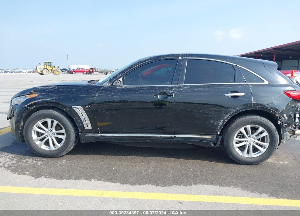 2017 INFINITI QX70 VIN: JN8CS1MU1HM141081