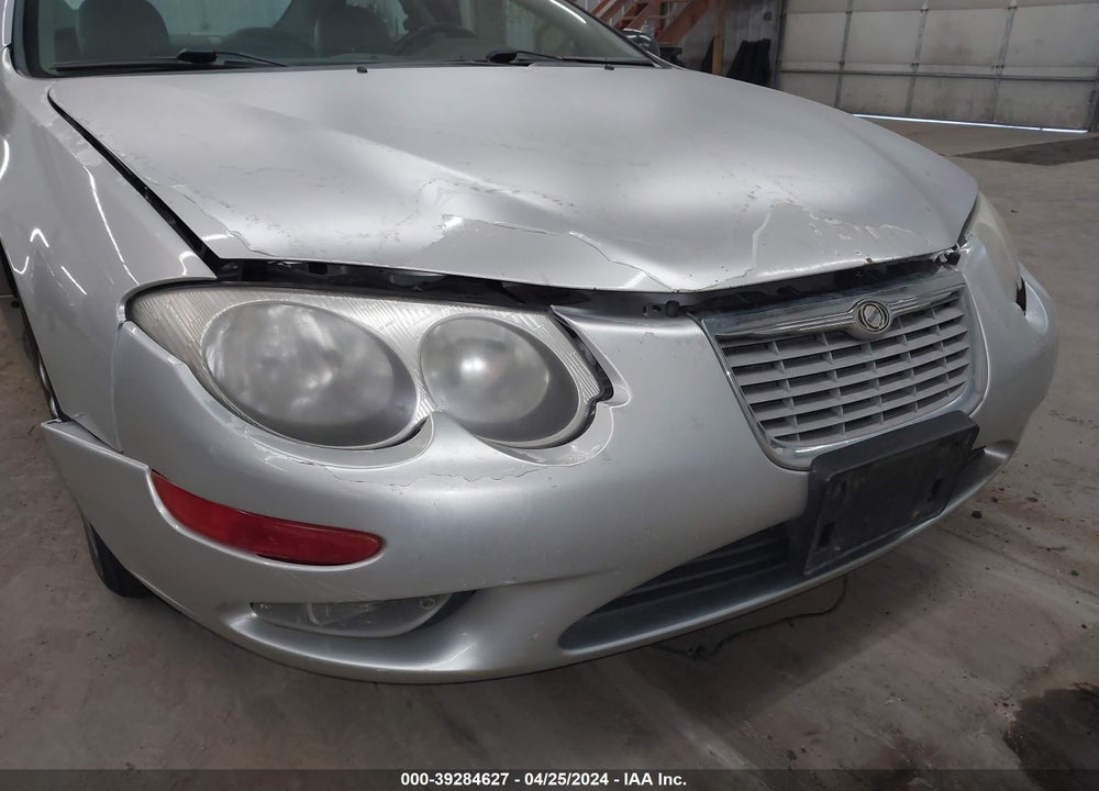 2004 CHRYSLER 300M VIN: 2C3HE66G44H637569