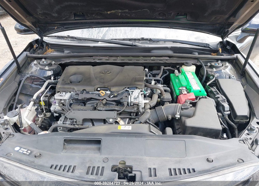2018 TOYOTA CAMRY SE VIN: 4T1B11HK2JU532115