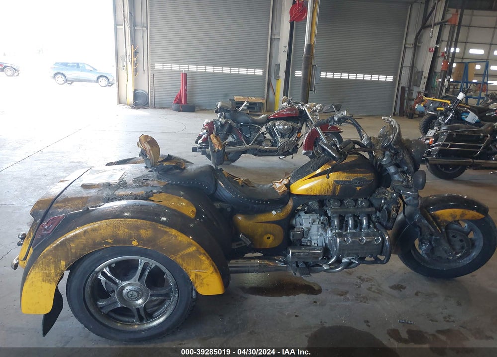 1997 HONDA GL1500 C/2 VIN: 1HFSC3410VA000396