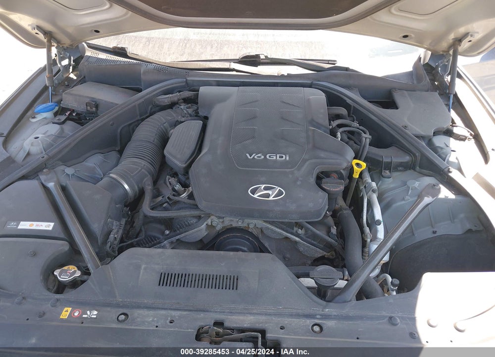 2015 HYUNDAI GENESIS 3.8 VIN: KMHGN4JE2FU023410