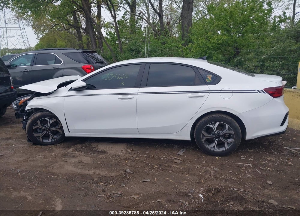 2021 KIA FORTE LXS VIN: 3KPF24AD8ME334660