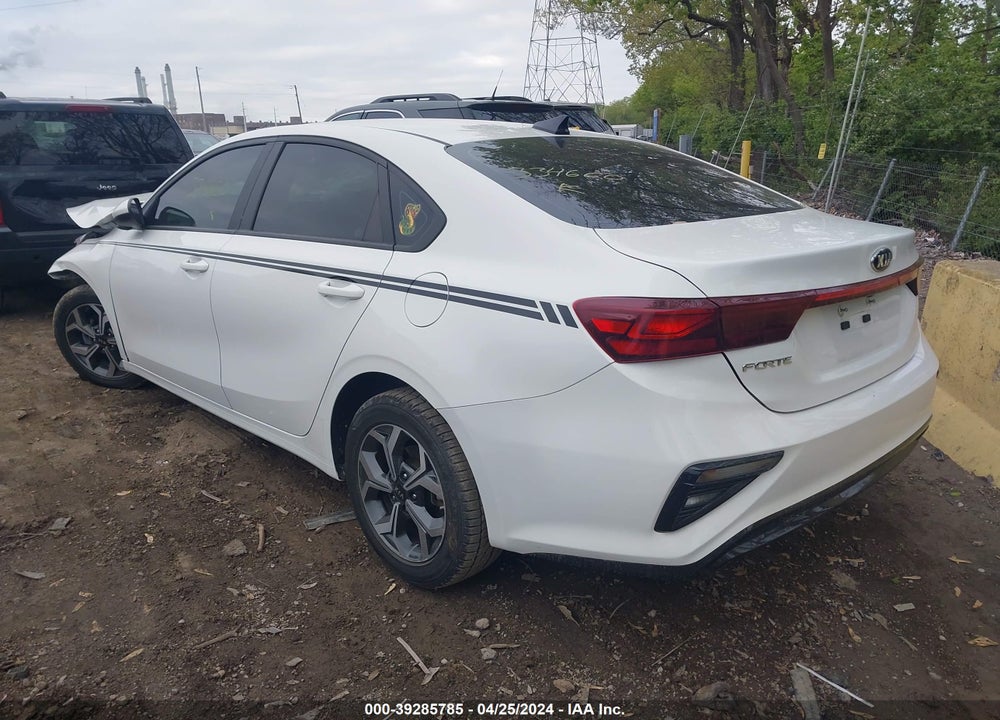 2021 KIA FORTE LXS VIN: 3KPF24AD8ME334660
