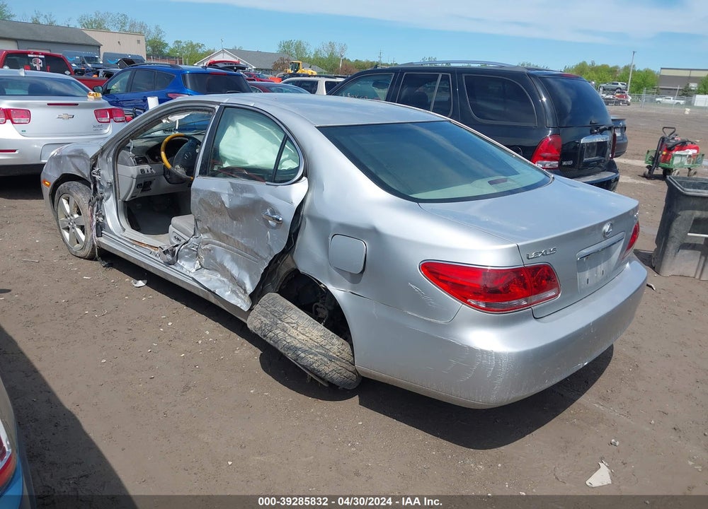 2005 LEXUS ES 330 VIN: JTHBA30G555127517