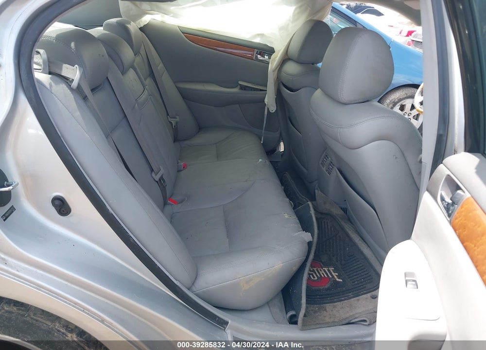 2005 LEXUS ES 330 VIN: JTHBA30G555127517