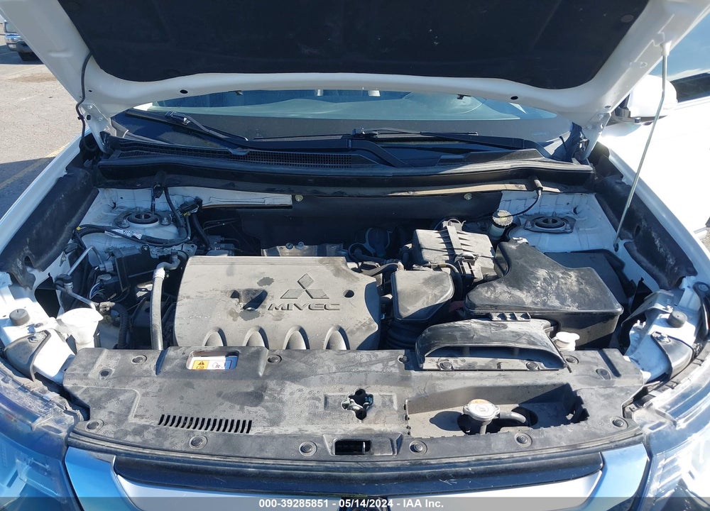 2018 MITSUBISHI OUTLANDER SEL VIN: JA4AZ3A38JZ006396