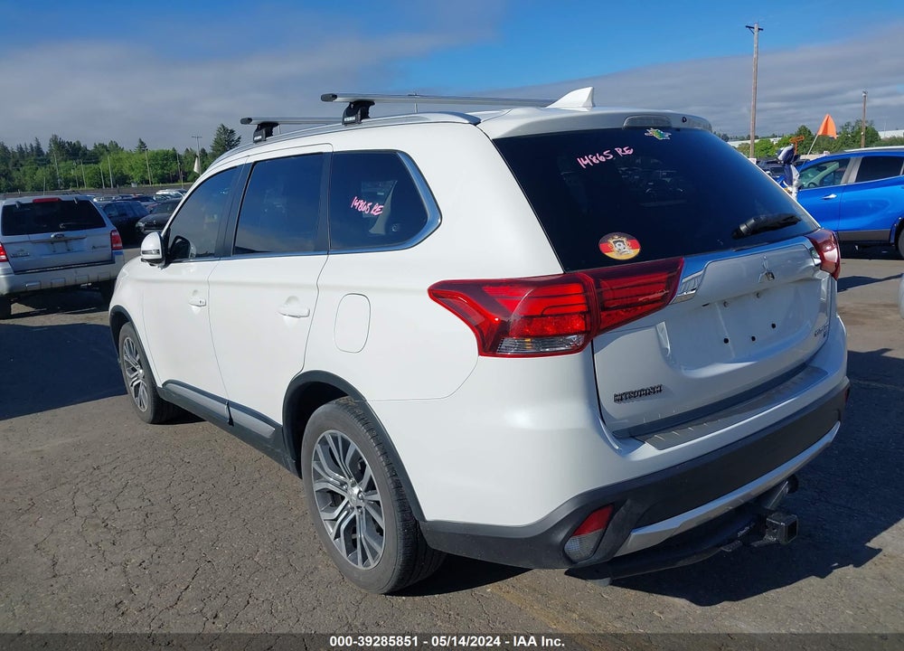 2018 MITSUBISHI OUTLANDER SEL VIN: JA4AZ3A38JZ006396