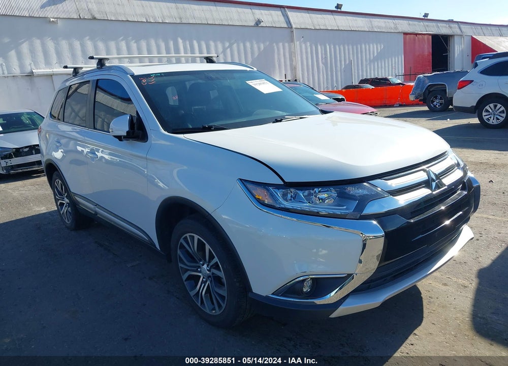 2018 MITSUBISHI OUTLANDER SEL VIN: JA4AZ3A38JZ006396