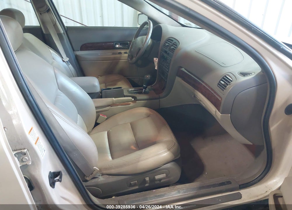 2000 LINCOLN LS VIN: 1LNHM87AXYY852529