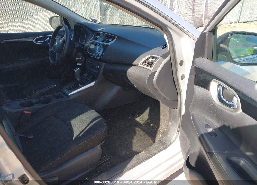 2017 NISSAN SENTRA SV VIN: 3N1AB7AP5HY270493
