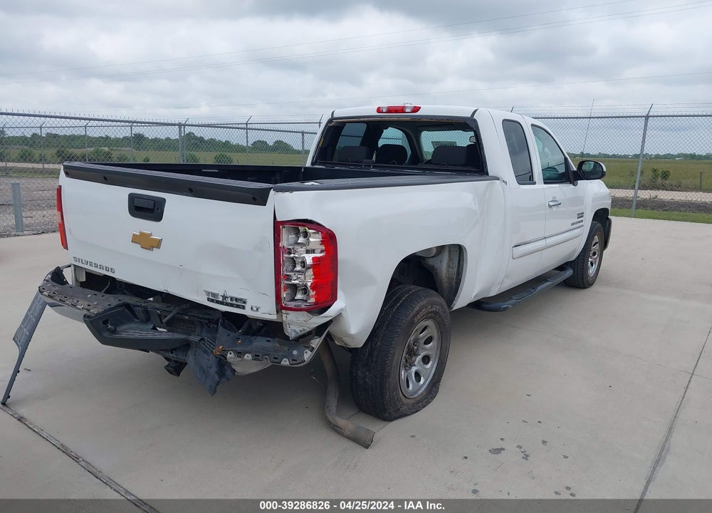 2013 CHEVROLET SILVERADO 1500 LT VIN: 1GCRCSE08DZ334524