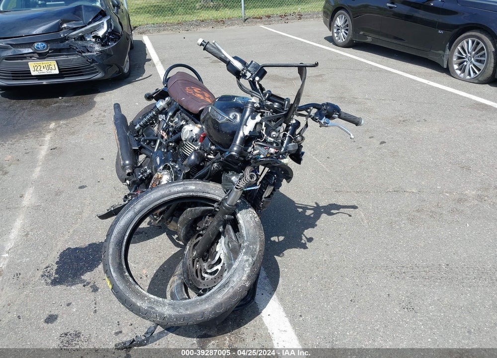 2020 TRIUMPH MOTORCYCLE BONNEVILLE T120/BLACK/BUD EKINS VIN: SMTD40HL7LTAB3514