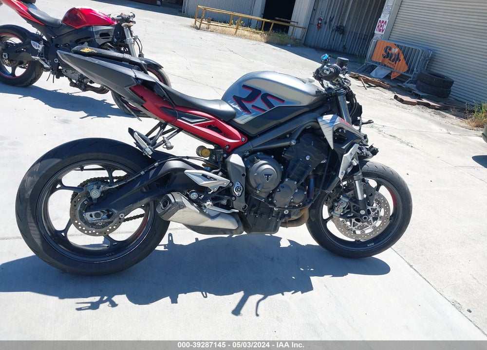 2022 TRIUMPH MOTORCYCLE STREET TRIPLE RS VIN: SMTA554SXNTAV8397