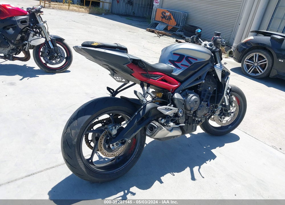 2022 TRIUMPH MOTORCYCLE STREET TRIPLE RS VIN: SMTA554SXNTAV8397