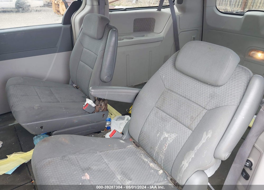 2010 CHRYSLER TOWN & COUNTRY TOURING VIN: 2A4RR5D18AR228892