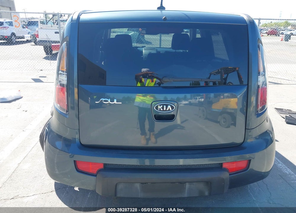 2011 KIA SOUL VIN: KNDJT2A26B7298930