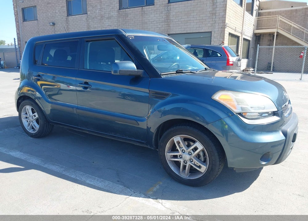 2011 KIA SOUL VIN: KNDJT2A26B7298930
