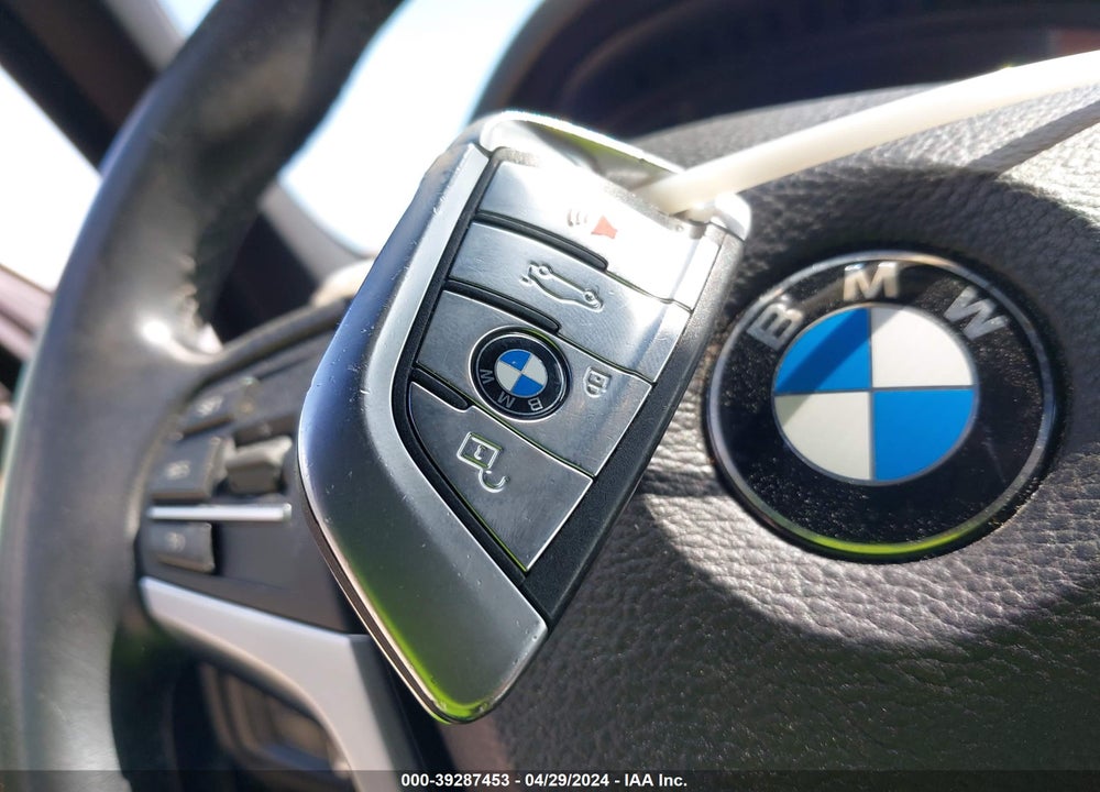 2018 BMW X5 SDRIVE35I VIN: 5UXKR2C56J0Z17669