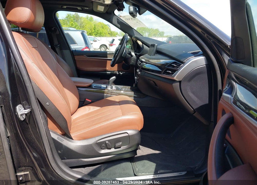 2018 BMW X5 SDRIVE35I VIN: 5UXKR2C56J0Z17669