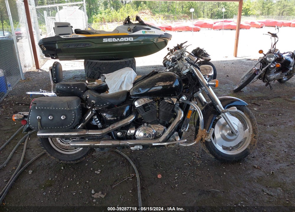 2002 HONDA VT1100 C2 VIN: 1HFSC43042A205908