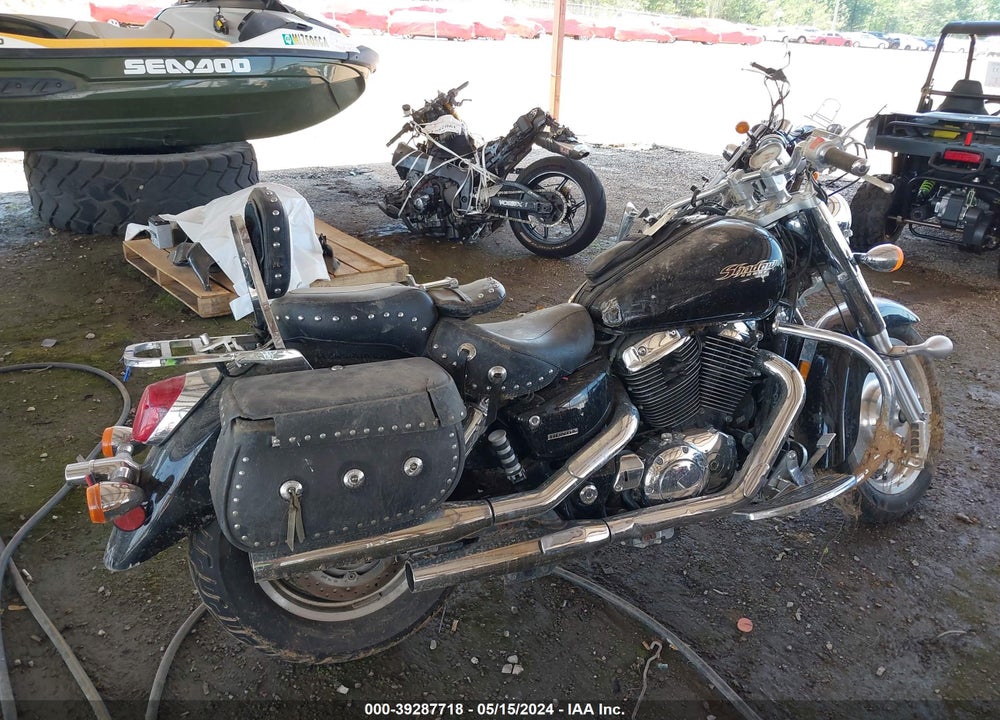 2002 HONDA VT1100 C2 VIN: 1HFSC43042A205908