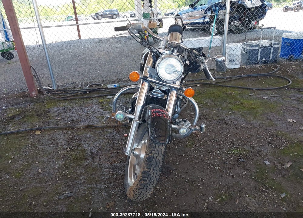 2002 HONDA VT1100 C2 VIN: 1HFSC43042A205908