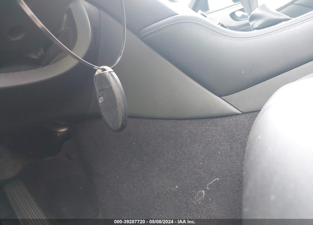 2015 INFINITI Q50 VIN: JN1BV7AR7FM412128
