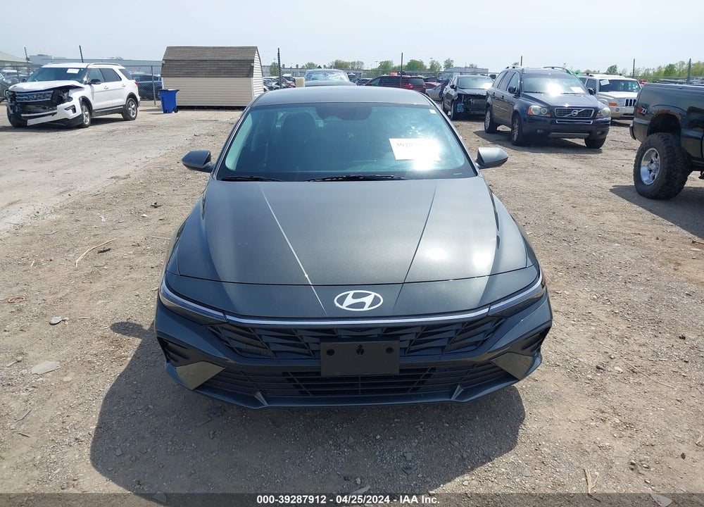 2024 HYUNDAI ELANTRA SEL VIN: KMHLM4DGXRU638094