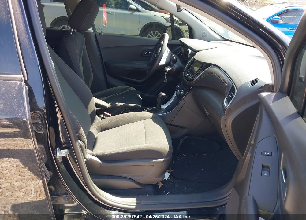 2019 CHEVROLET TRAX LS VIN: 3GNCJKSB2KL140715